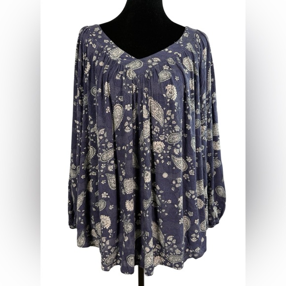 Ces Femme Tops - Ces Femme Navy and Cream Paisley Peasant Tunic Top Size M Boho Chic
